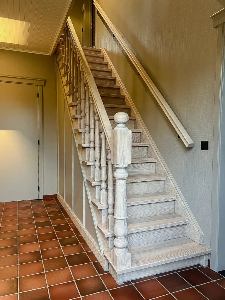 luchtgommen, zandstralen trap, regio Lille, Gierle, Turnhout, Beerse, Malle, Merksplas, Herentals, Vorselaar, Vosselaar