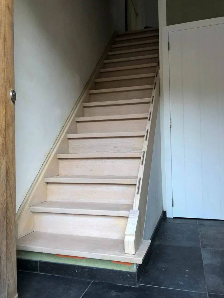 luchtgommen, zandstralen trap, regio Lille, Gierle, Turnhout, Beerse, Malle, Merksplas, Herentals, Vorselaar, Vosselaar